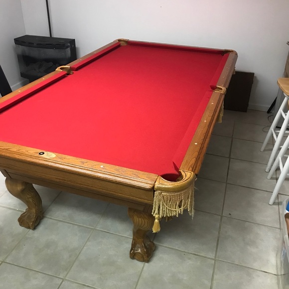 Pool table - Picture 3 of 4